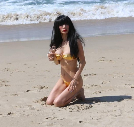 Bai_Ling