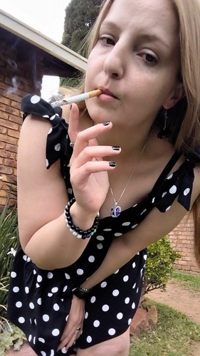 Bazzlesmokingstories