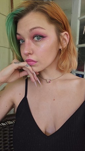 BralessSFW