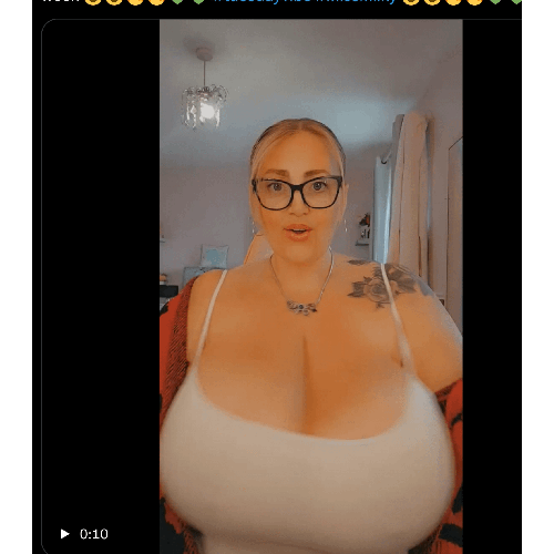 cum_in_cleavage