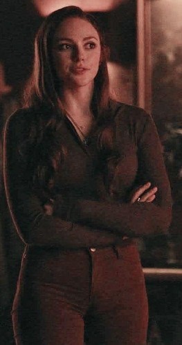 Danielle_rose_russell