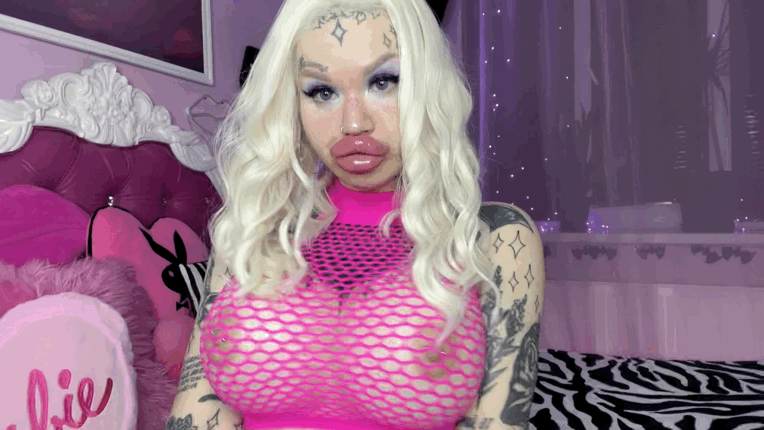 DuckFaceFetish