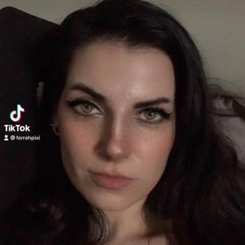 FarrahPixi