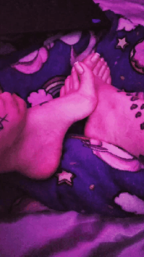 freefeetpics