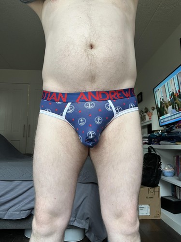 GayDailyUndies