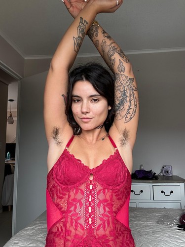 HairyLatinaArmpits