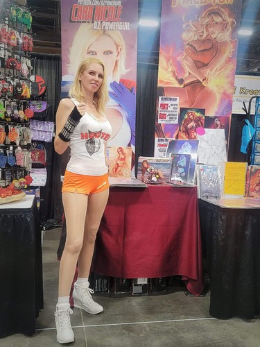 Hooters_Hotties