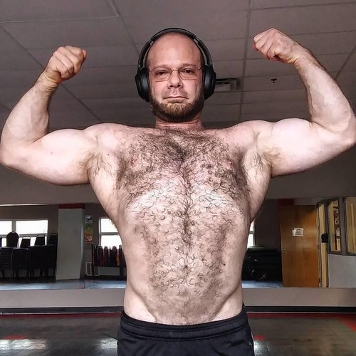 HotGuysWorkingOut