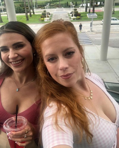 HottiesOfYouTube
