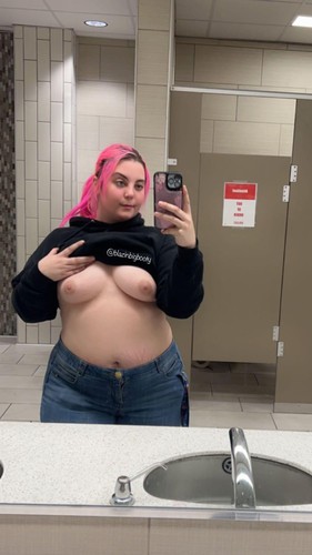 ittybittytittiecomm