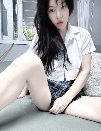 KoreanGirlsWantCock