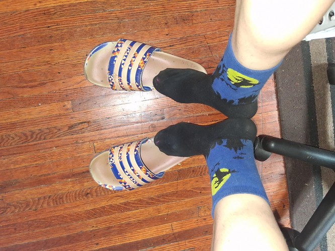 Selling_smellySOCKS