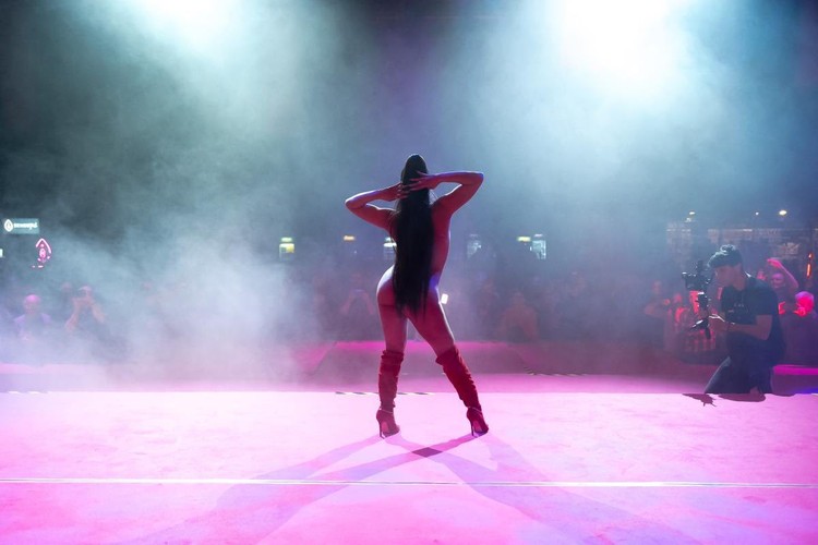 Stage_Fuck