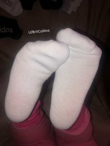 WhiteAndCleanSocks